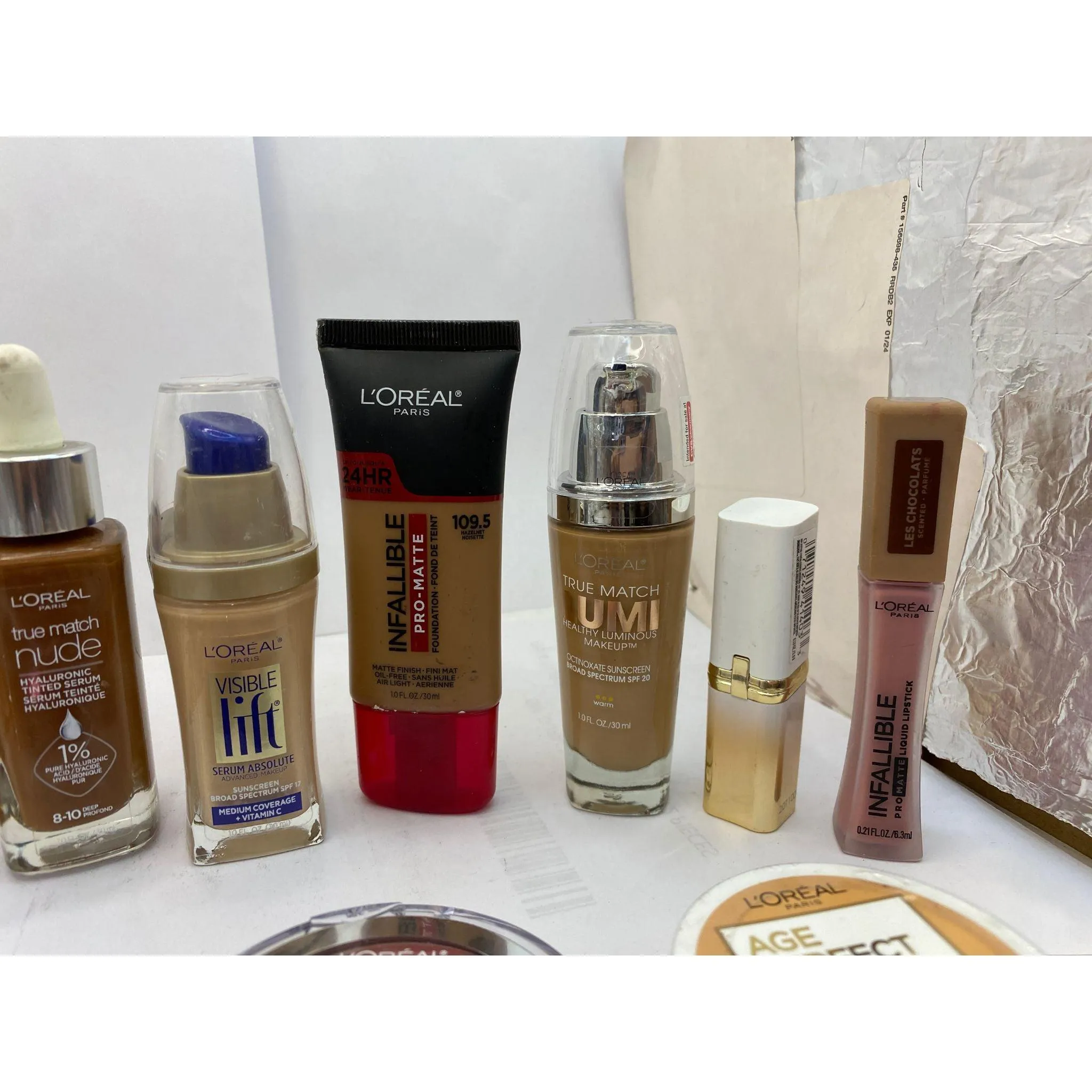 Assorted L'oreal Paris Makeup Products ( 50 Pcs Box )