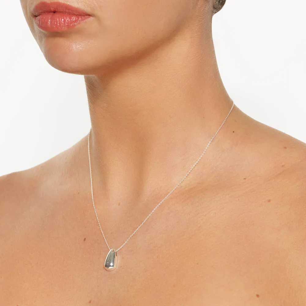 Drop Dome Pendant Necklace in Silver