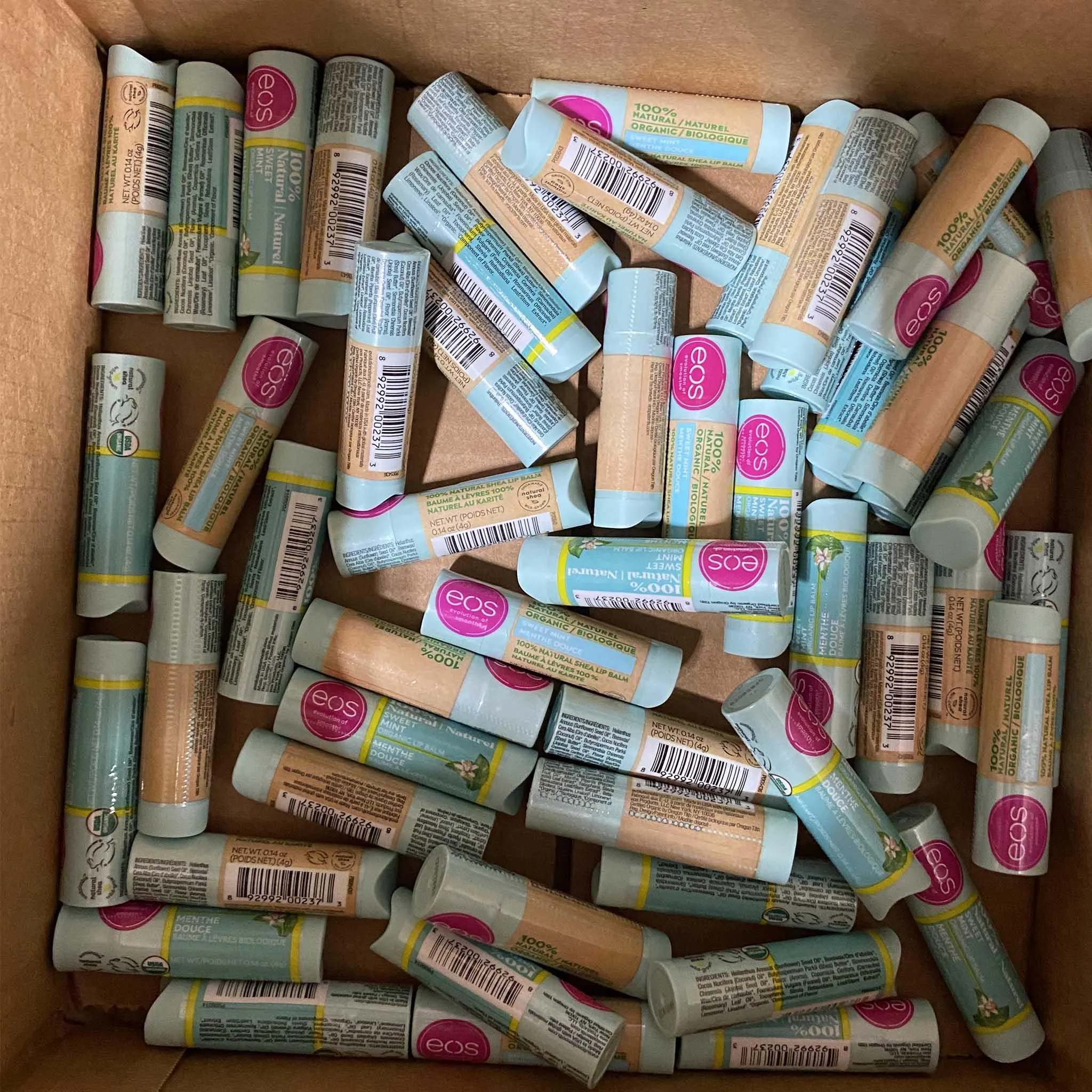 EOS 100% Natural Sweet Mint Organic Lip Balm (50 Pcs Box)