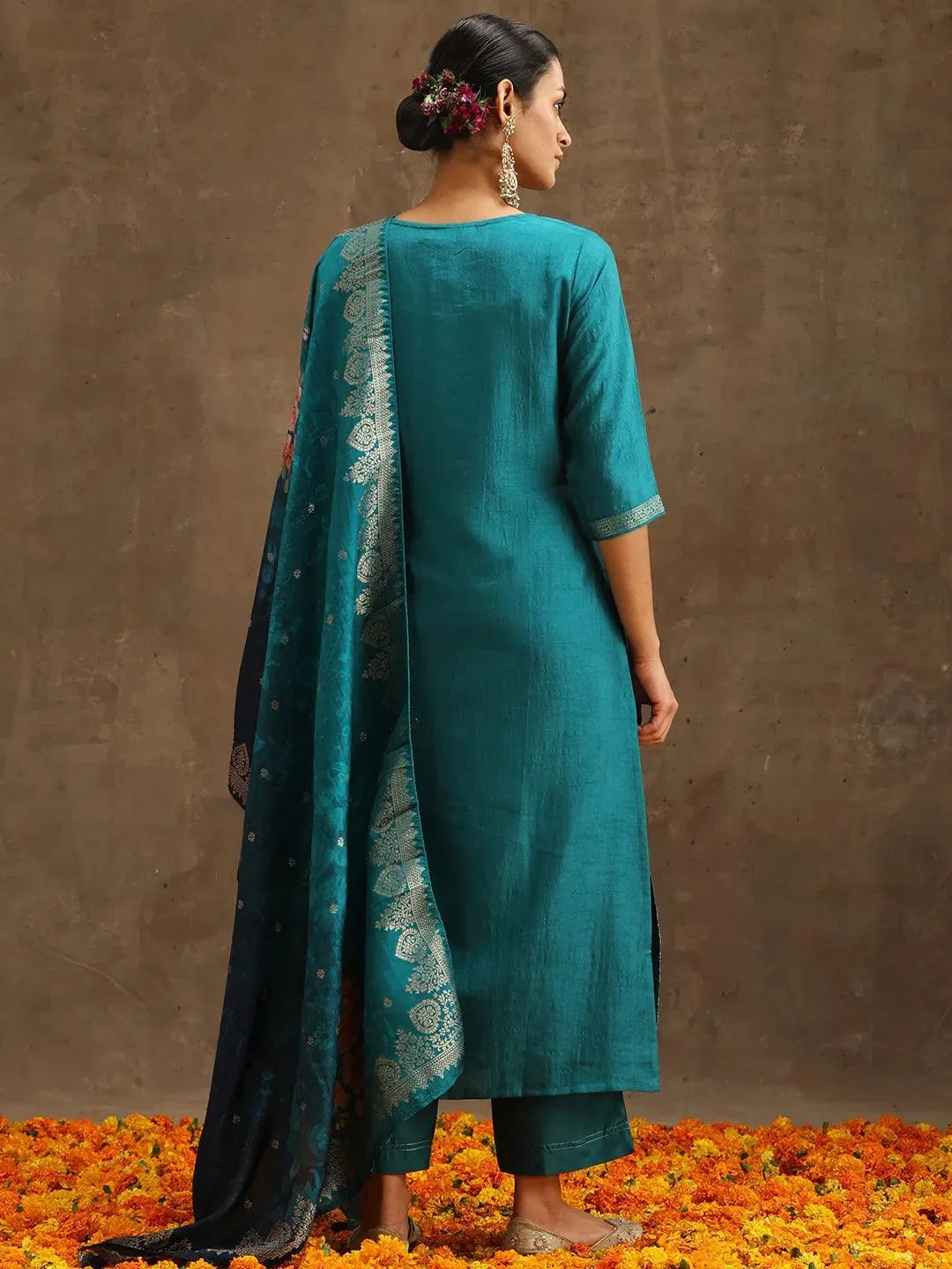 Green Self Design Silk Straight Kurta With Trousers & Dupatta