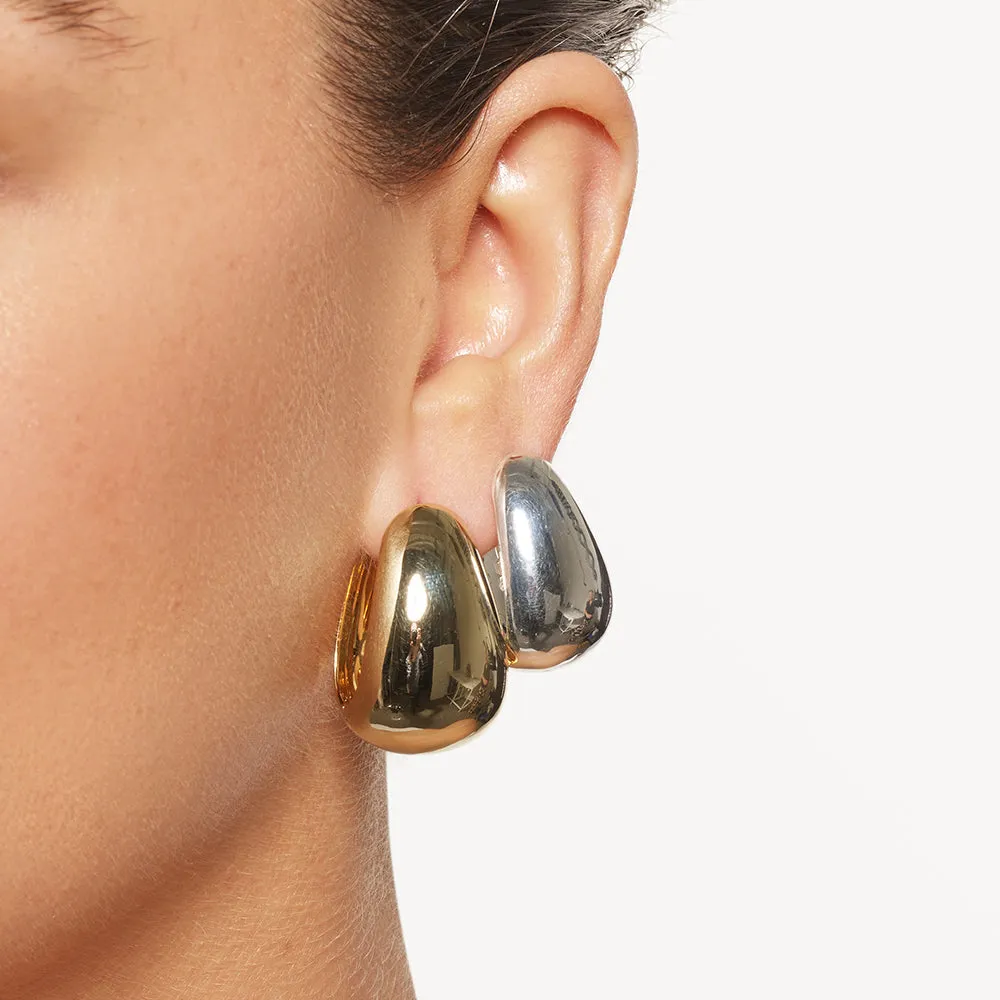 Maxi Drop Dome Hoops in Gold