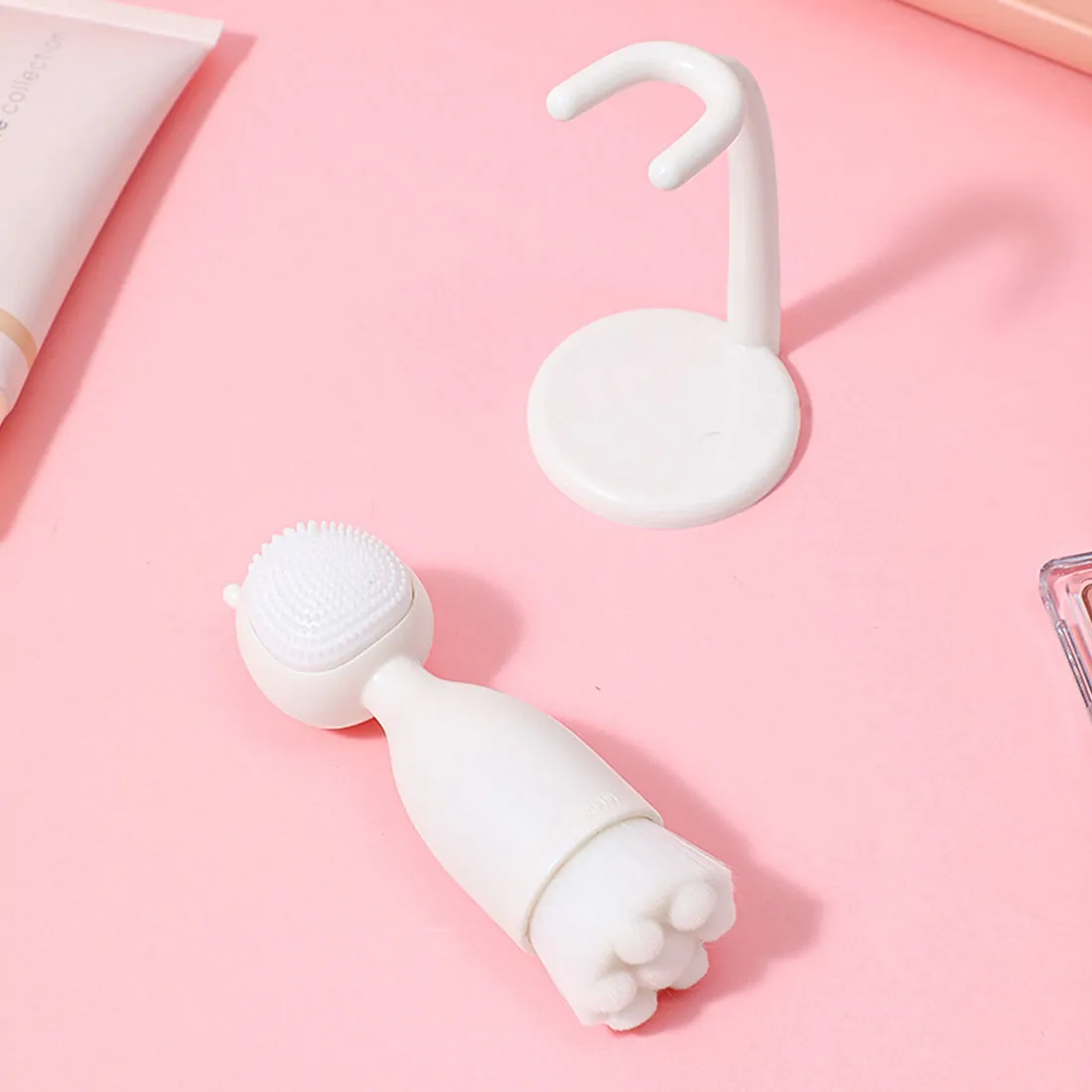 MINISO x We Bare Bears - Facial Cleansing Brush